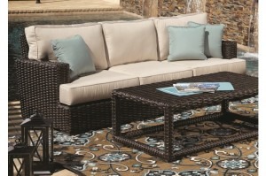 Wicker Outdoor Furniture - Dwell Home Furnishings - Coralville