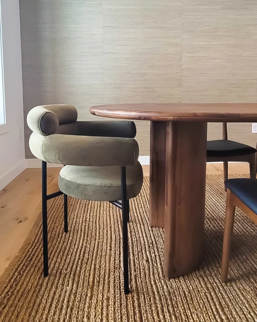 Minimal Mid-Century Dining Room Table