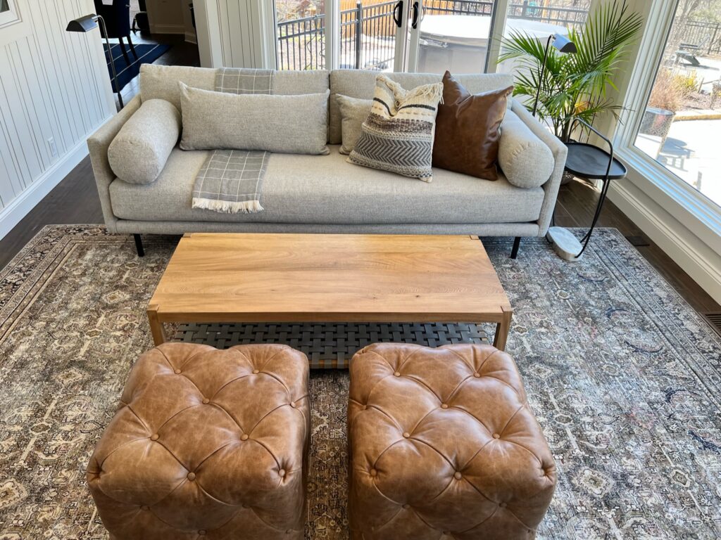 Crisp Sunroom Seating