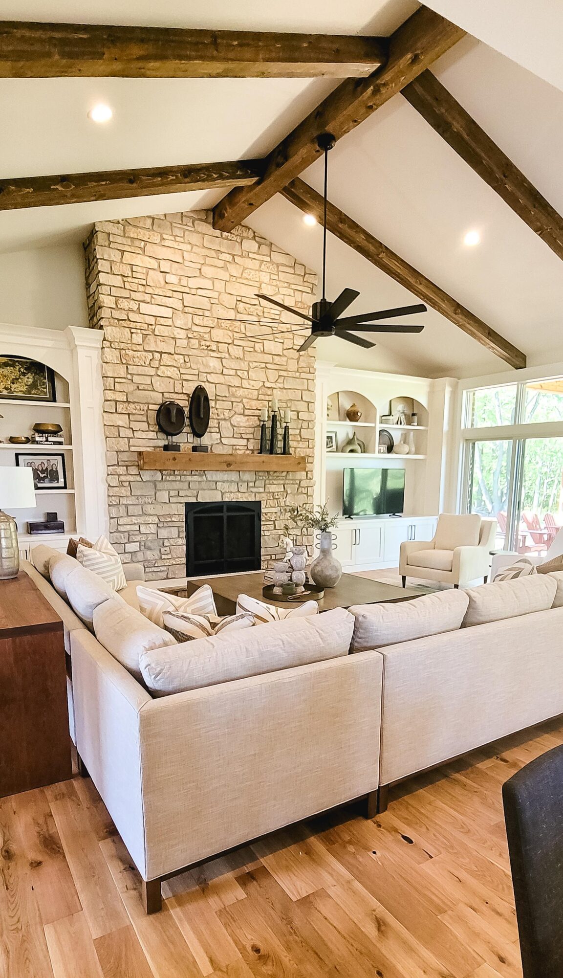 Charming Transitional Great Room