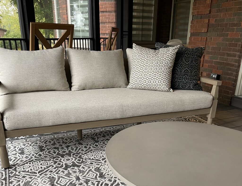 University Presidents Home Outdoor Patio Sofa