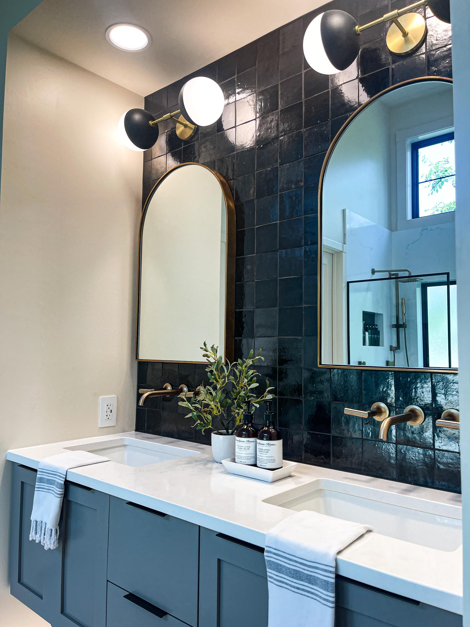 luxury lifestyle bathroom vanity lighting