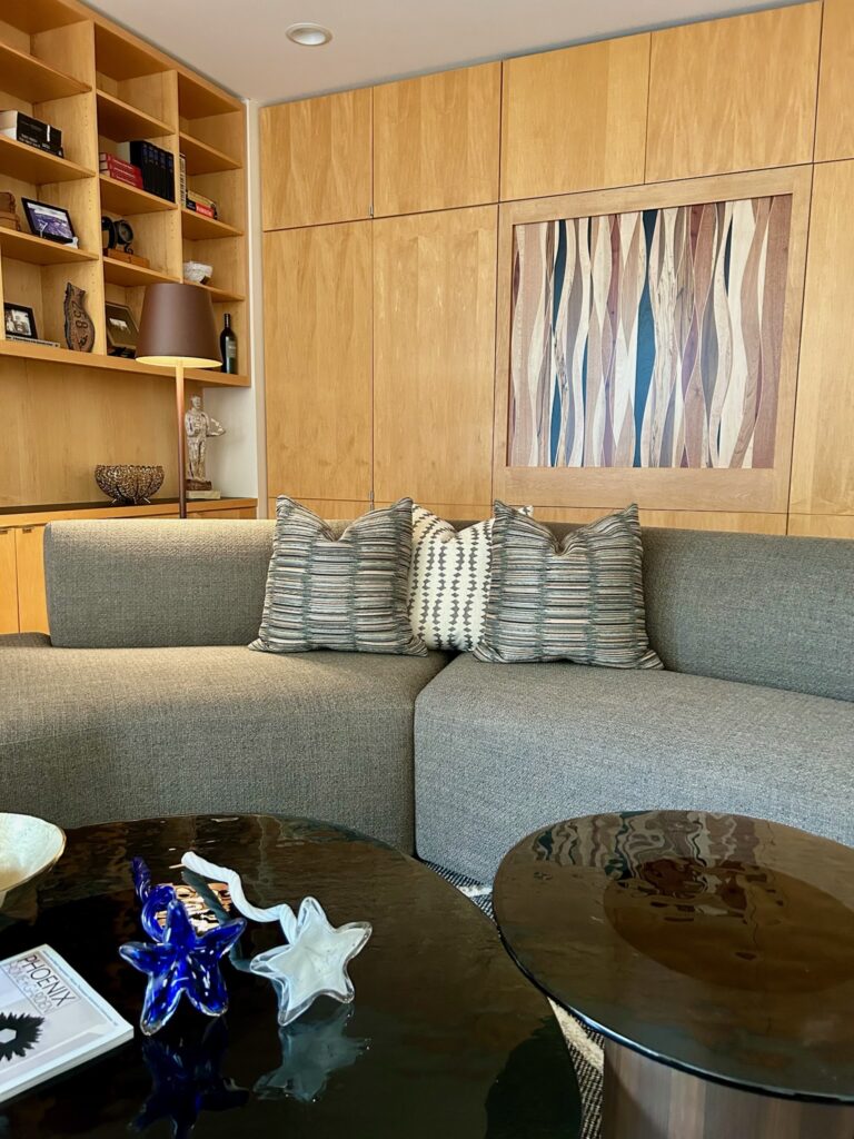 modern form decor