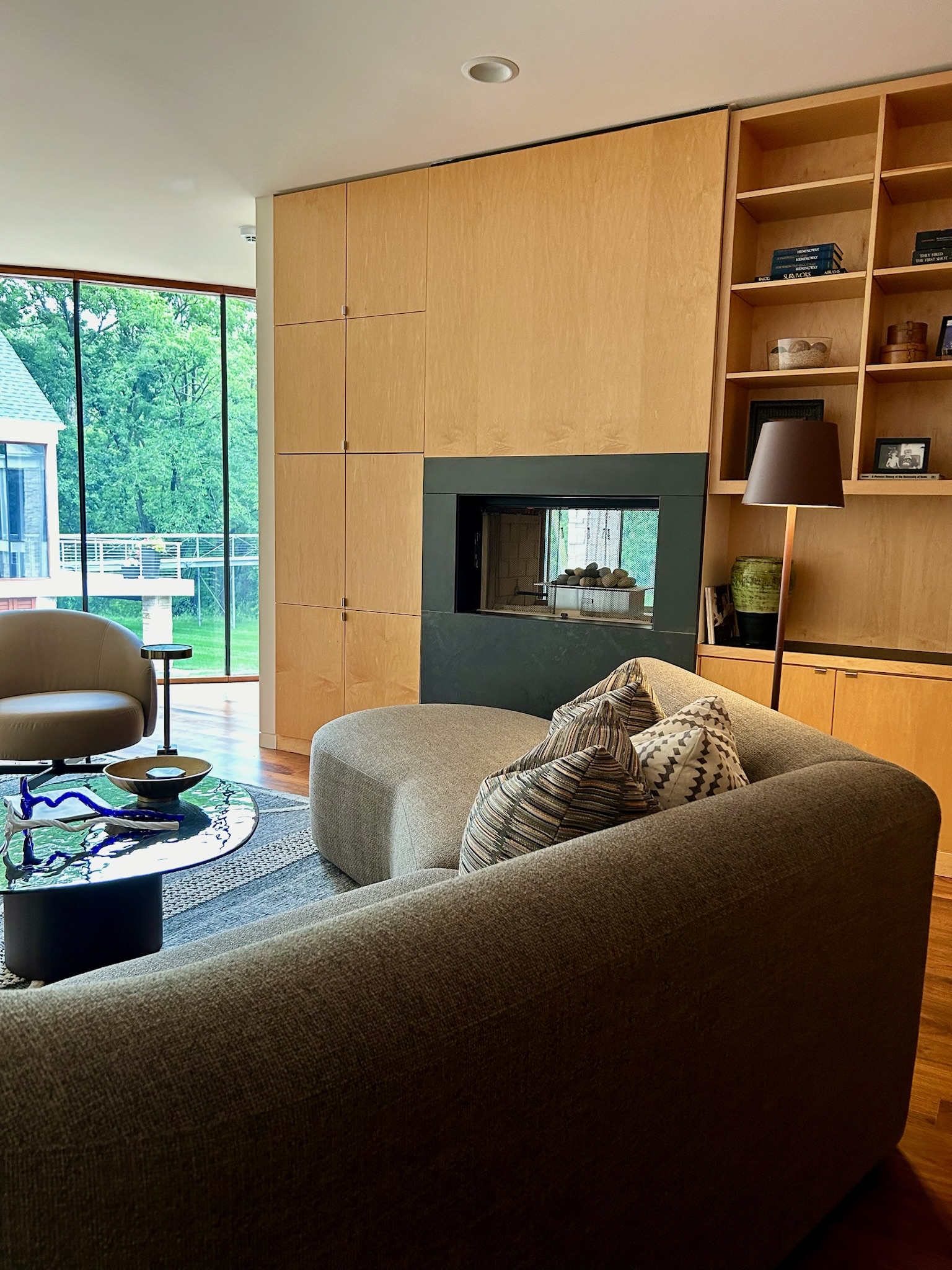 modern form sectional