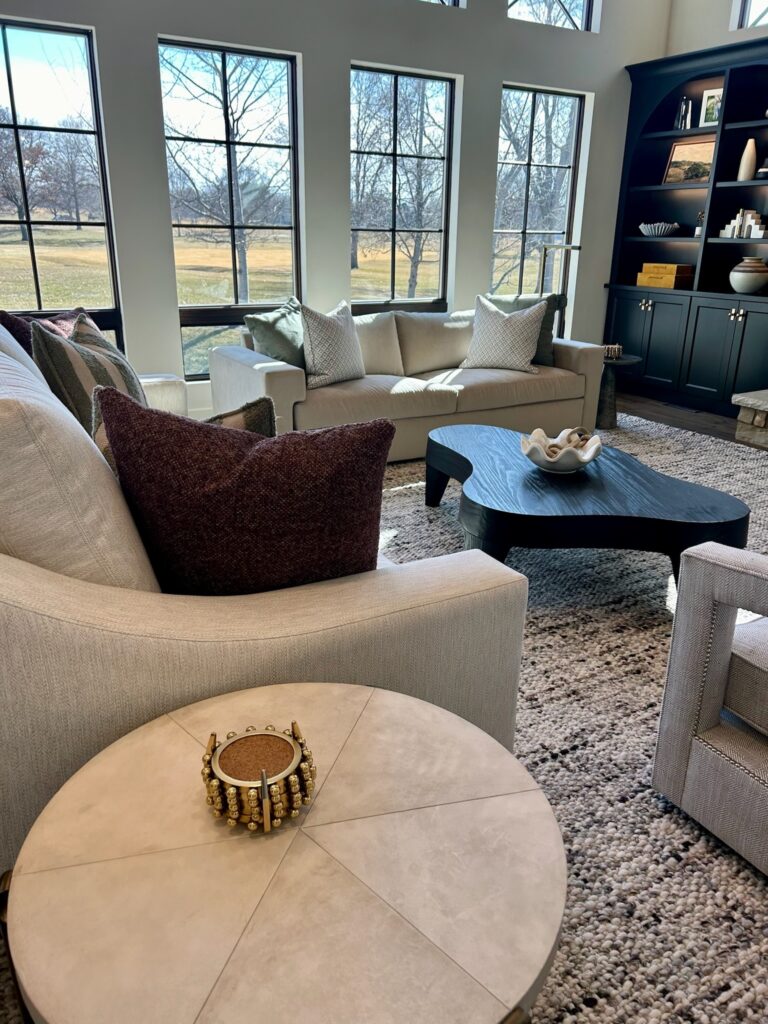 Sophisticated Living table decor